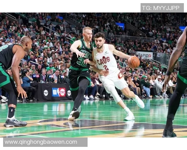 2016年NBA季后赛勇士与雷霆的经典对决回顾与分析