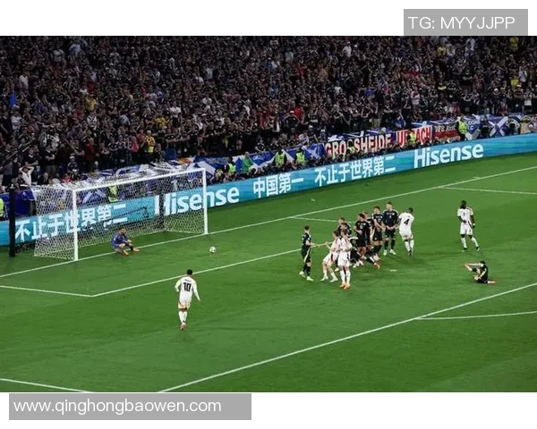 比利时与埃及激战正酣足球盛宴引发球迷热情高涨